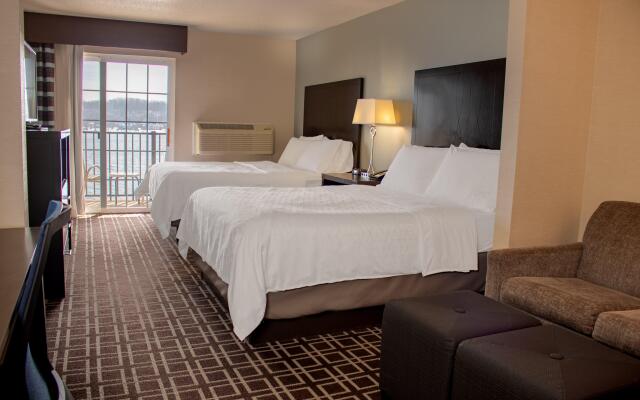 Holiday Inn Express Le Claire Riverfront-Davenport, an IHG Hotel