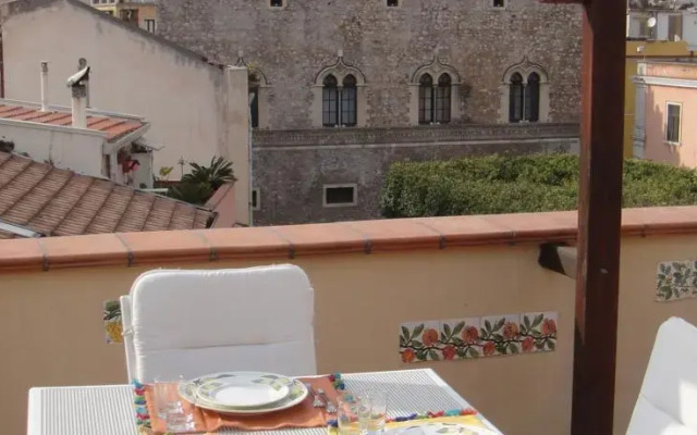Taormina Sea View Terrace