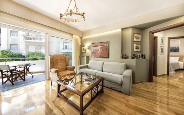 New renovated apt 2' to Acropolis museum