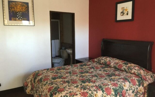 Hotel Bugambilias