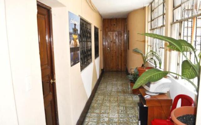 Hotel Estacion Gerona Bed & Breakfast