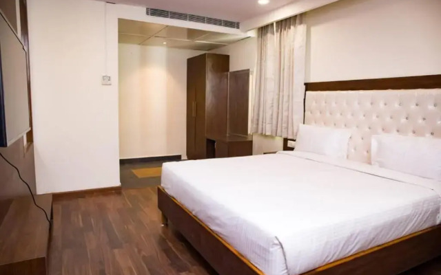 Hotel RN Grand - Vijayawada
