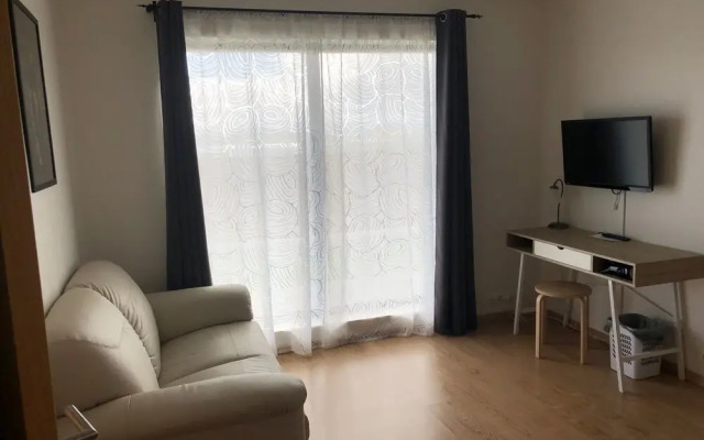 Melas 9 Guesthouse