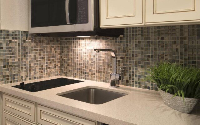 The Atlantic Suites on the Ave