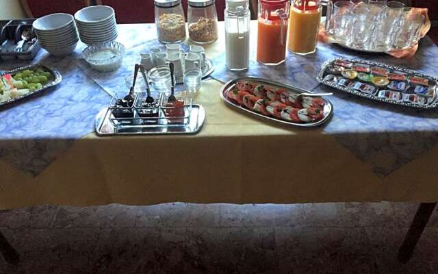 Cafe Rosi