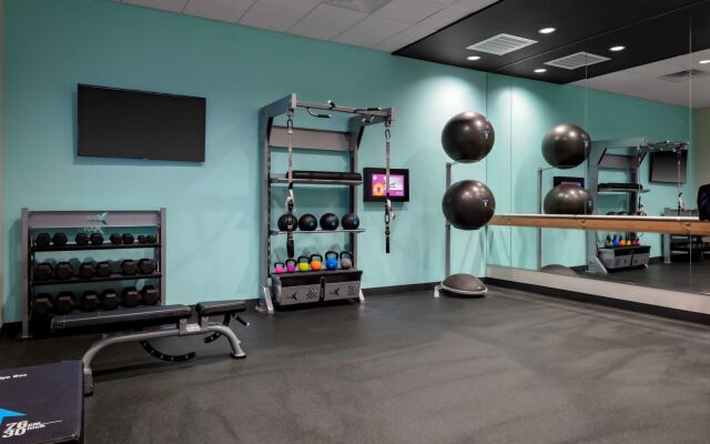 Tru by Hilton Cypress Houston