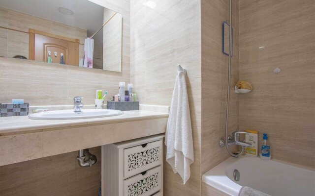 Nerja Apartment Holiday Rental Near Torrecilla Beach, 29