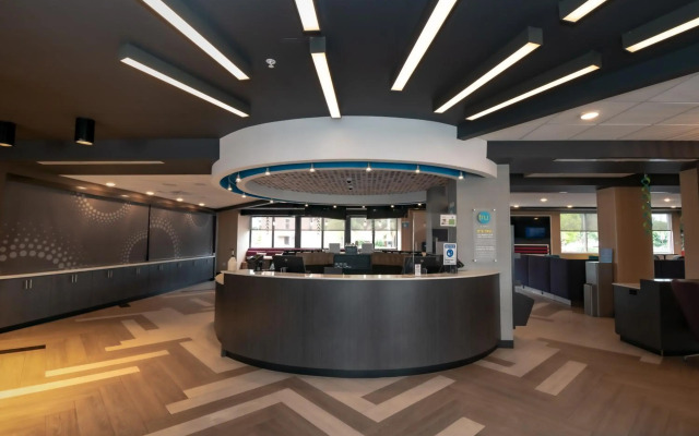 Tru by Hilton Florida City