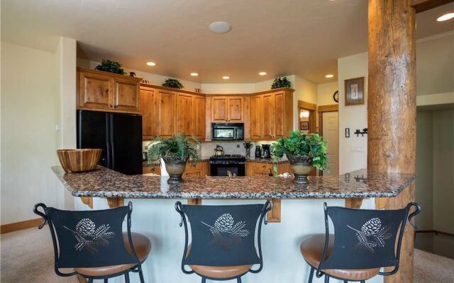 Mountain View At Eagleridge Town Homes