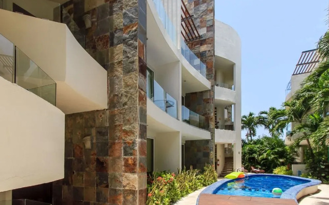 Mamitas 1103 2 Bedrooms and Terrace by RedAwning