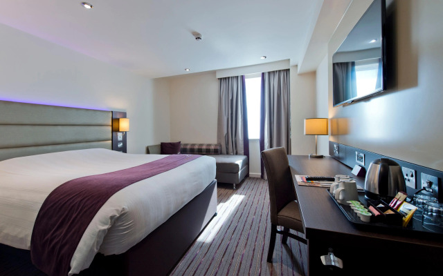 Premier Inn London Southgate