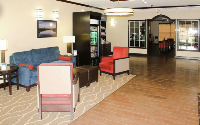 Comfort Suites Montgomery East Monticello Dr.