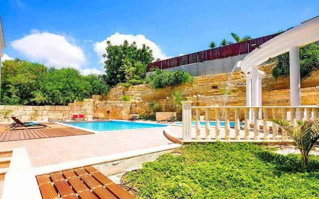 Mansion View