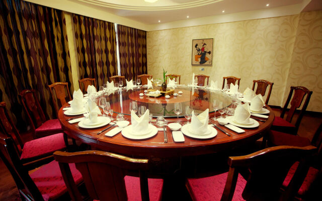 San Jiang Grand Hotel