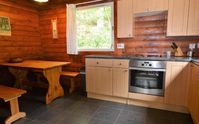 18 Lamont Lodges
