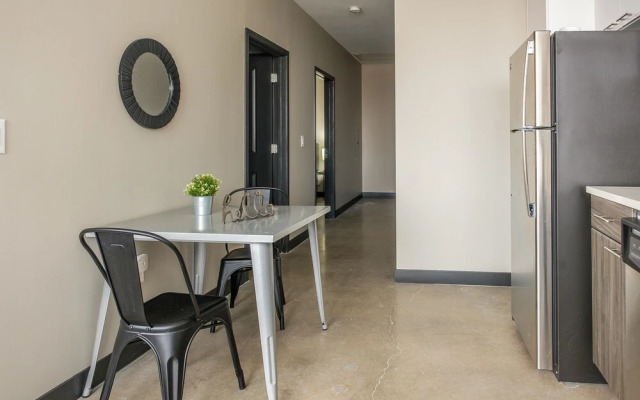 FRONTDESK Flashcube Apts Downtown Kansas City