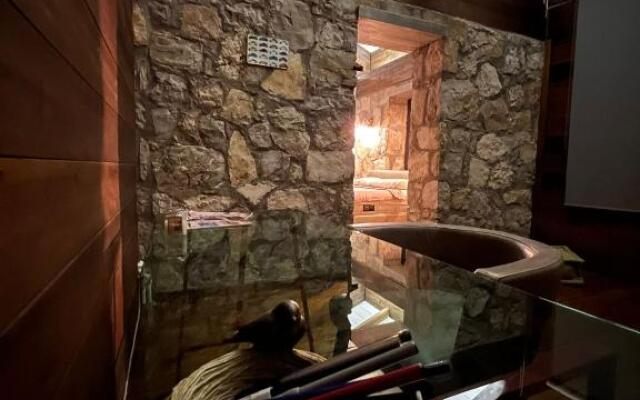 Casa AYAZ - Unique Design Villa in Vineyards and Olive Groves