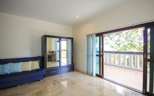 5 BR Pool Villa Close to Beach  CV5