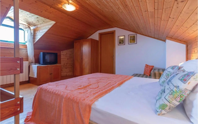 Two-Bedroom Holiday Home in Tucepi
