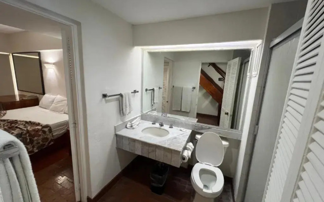 Condo Islas del Sol