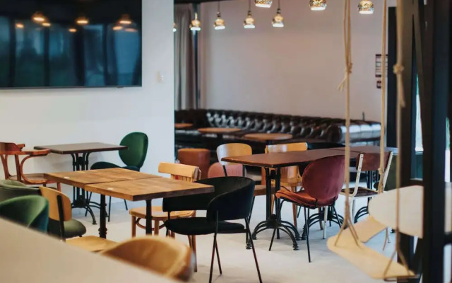 Greet Hotel Brest Aéroport