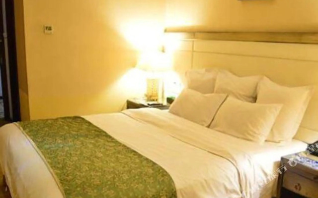 Kunlun International Business Hotel (Renqiu Jinbao Road)