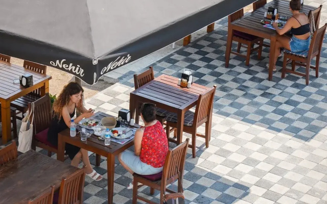 Akyaka Nehir Butik Otel