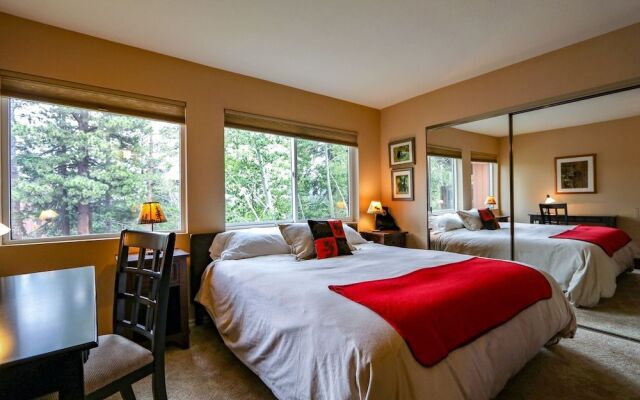 Mammoth West #129 - 3 Br Condo