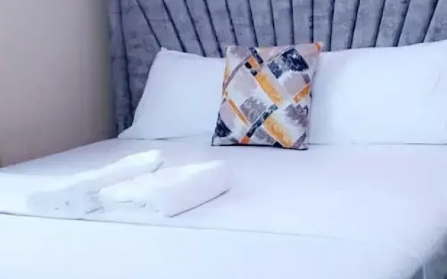 Lux Suites Nestedje Apartments Bamburi