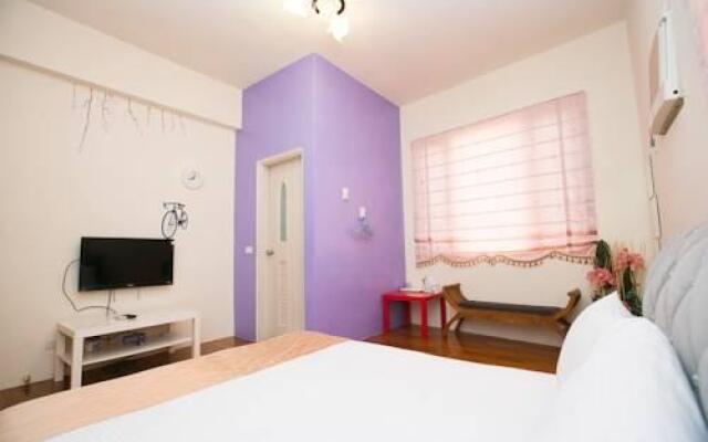 Happiness Hanada B&B