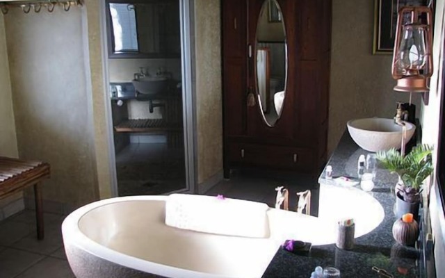 Zenzele River Lodge