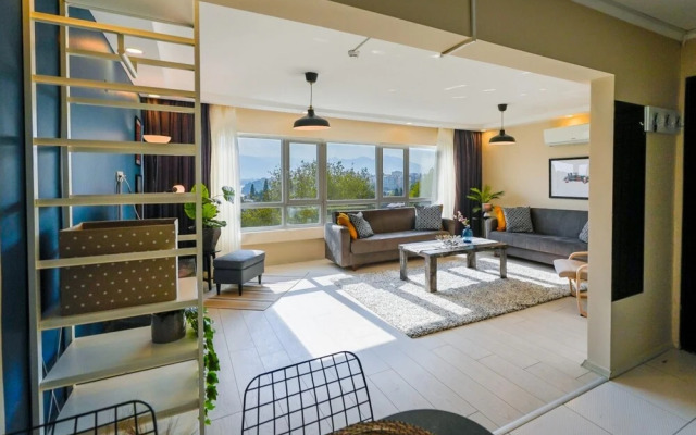 Missafir Chic Flat Near Hadrian s Gate