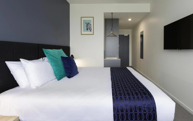 Mantra MacArthur Canberra