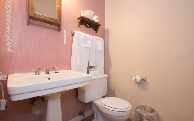 Biltmore Suites Hotel