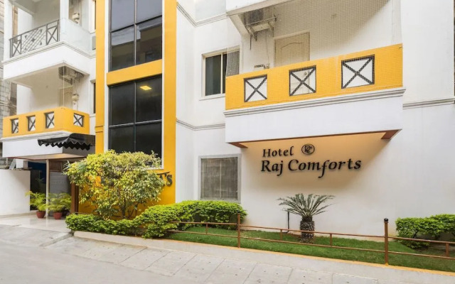 Hotel Raj Comforts - Golf View
