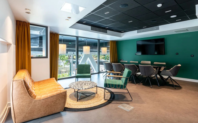 Best Western M-Treize Paris Asnieres