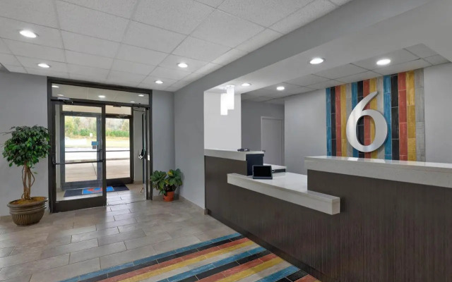 Americas Best Value Inn Scottsboro