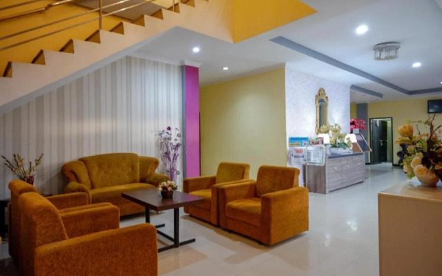 RedDoorz near Citraland Waterpark Kendari