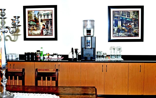 All Seasons Boutique Hotel