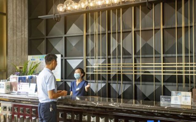 Junhui Hotel (Chongqing Shizhu the high-speed rail Store)