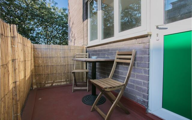 1 Bedroom Apartment In Dalston