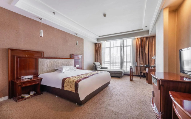 Yilong Hotel