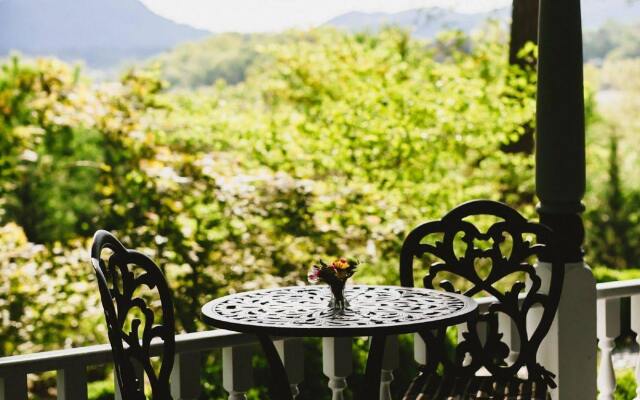 Biltmore Village Inn B&B