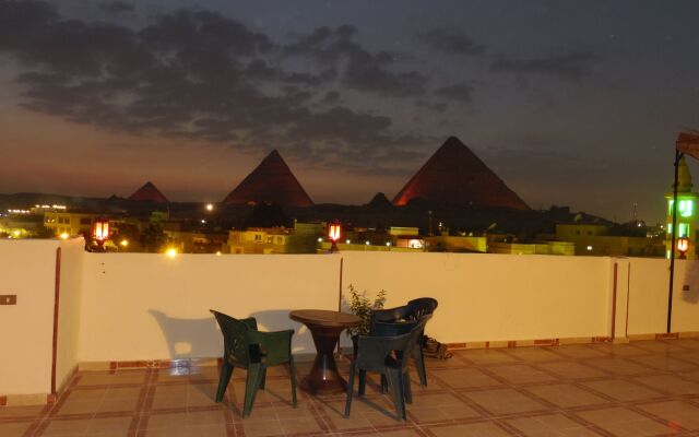 Happy days pyramids inn