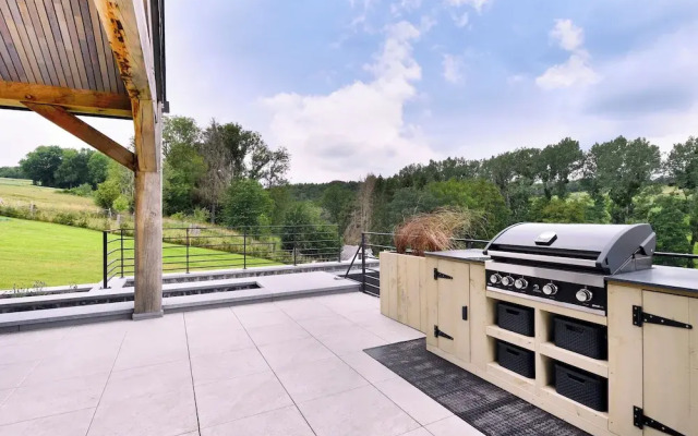 Luxury Villa Retreat at Durbuy Suites for 12 Pers