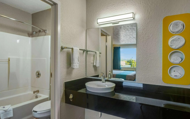 Motel 6 Lexington I-75 Hamburg