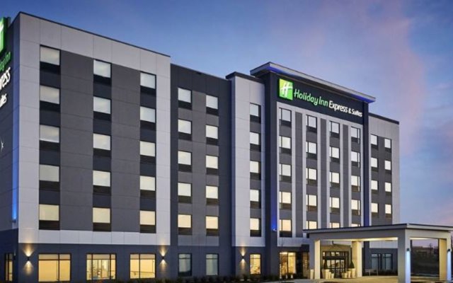 Holiday Inn Express and Suites Brantford, an IHG Hotel