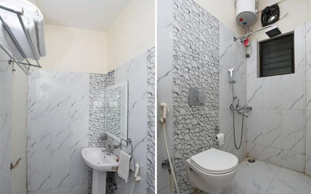 OYO 2038 Hotel Green Leaf Regency
