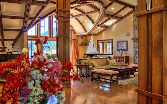 Poets Cove Resort & Spa