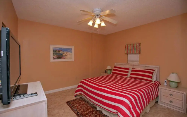 Tides at Top'sl Beach Resort by Panhandle Getaways